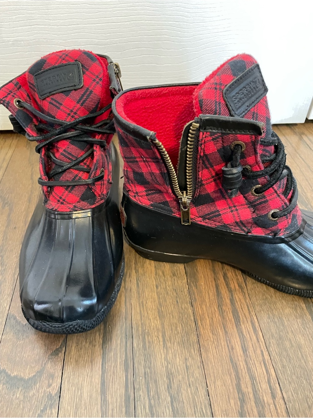 Sperry duck boot, cold weather, red & black buffalo plaid. Women’s size 5.